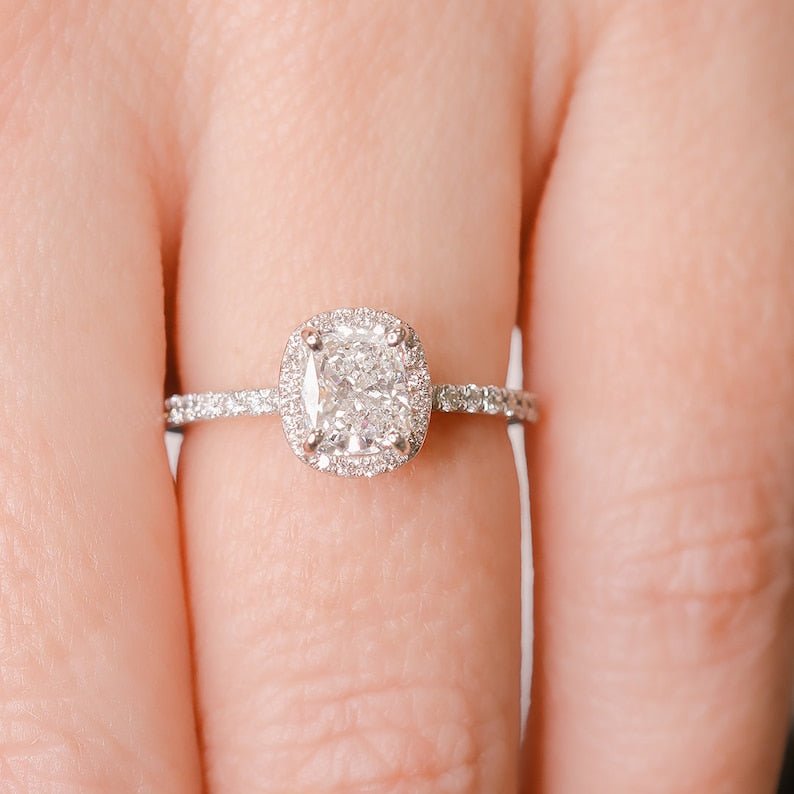 VS1 diamond ring,