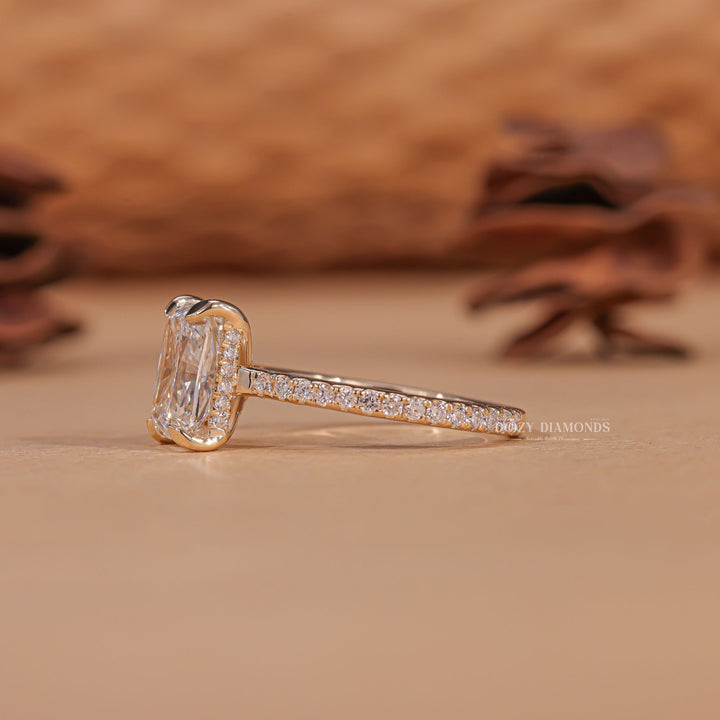 EcoFriendlyJewelry
ModernEngagementRing
UniqueEngagementRing
AffordableLuxury
