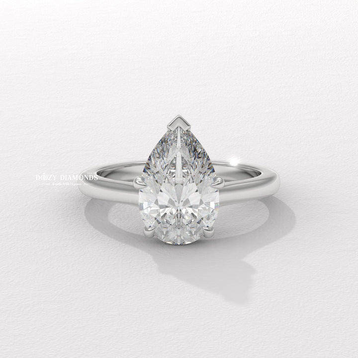 luxury heirloom jewelry, sparkling proposal ring, bridal couture jewelry, artisan bridal
