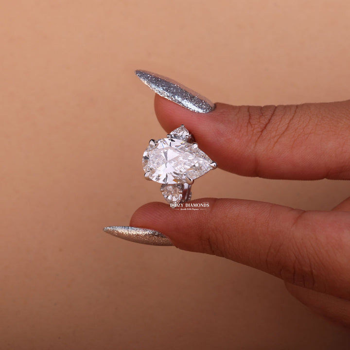 4.0ct-6.0CT Pear E/F Color Diamond Lab Grown Three Stone Engagement Ring