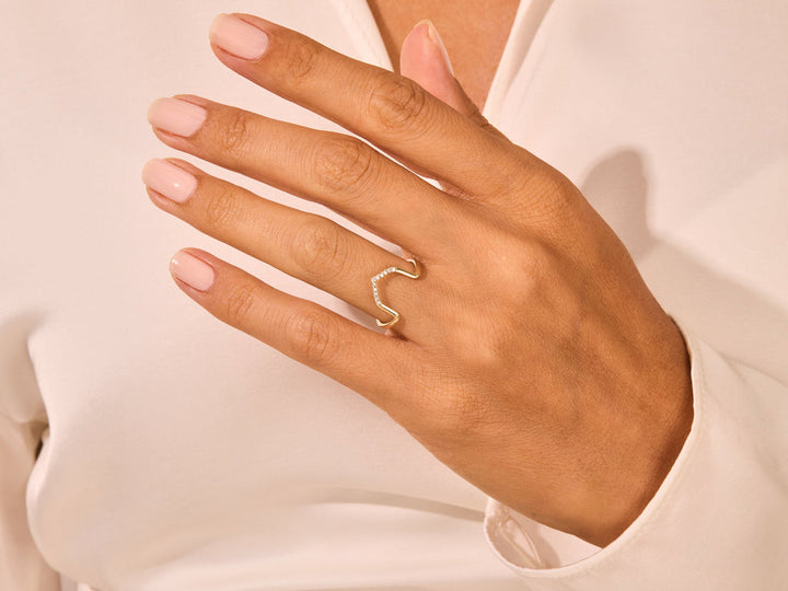 Round Lab Grown Arch Diamond Engagement Ring For Women