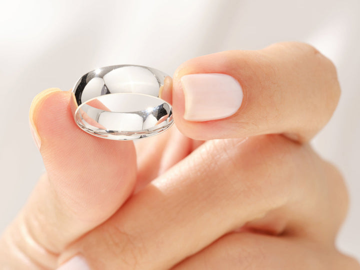 6.0mm Classic Dome Wedding Band For Women