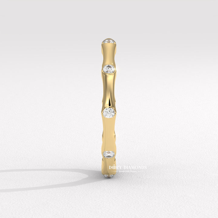 Sustainable wedding ring
Ethical diamond band
Lab created diamond ring