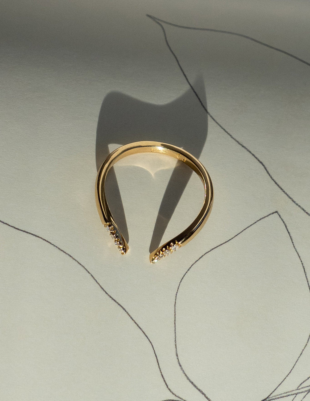 Round Diamond CVD EF/VVS Open Eve Pave Wedding Band