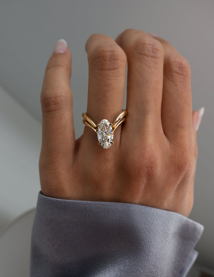 2.0CT Elongated Oval F-VS Lab Grown Eve Wedding Ring with Eve Open Band