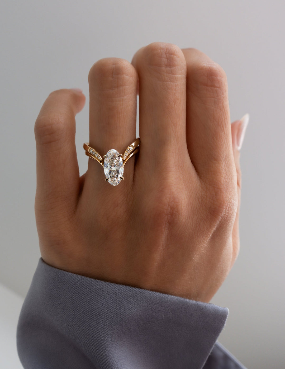 2.0CT Elongated Oval F-VS Lab Grown Eve Wedding Ring with Eve Open Band