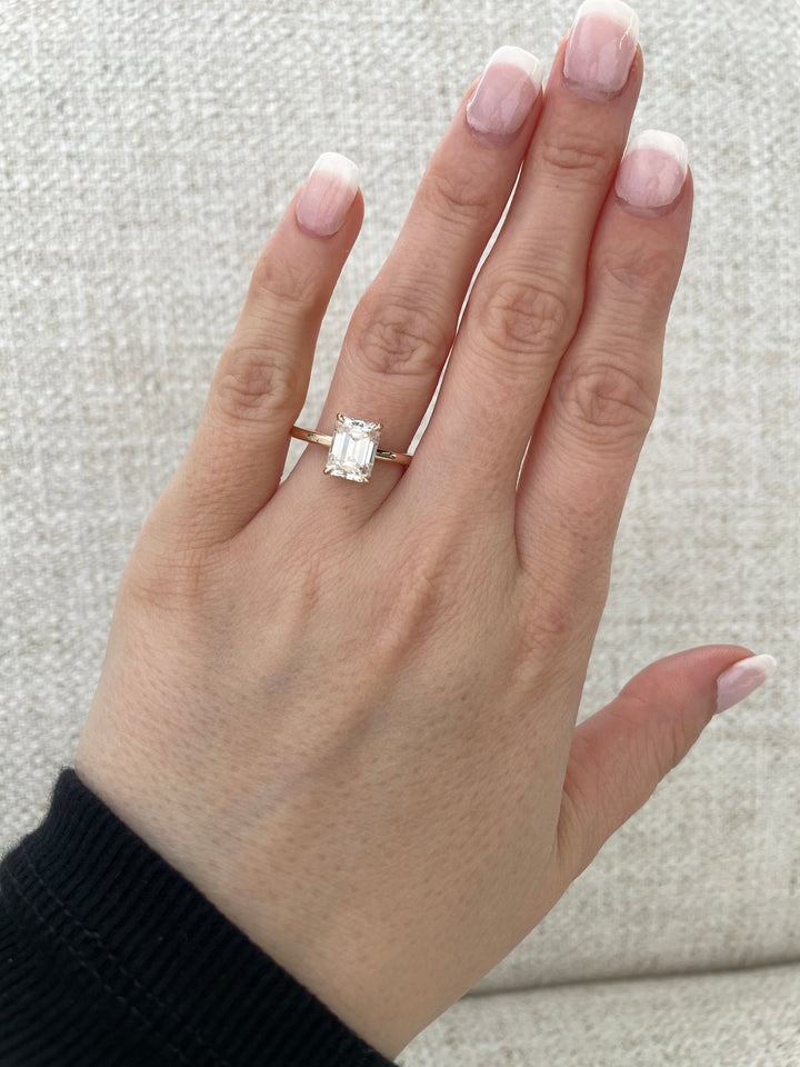 2.0-4.0 CT Emerald Cut Lab Grown Diamond Solitaire Engagement Ring