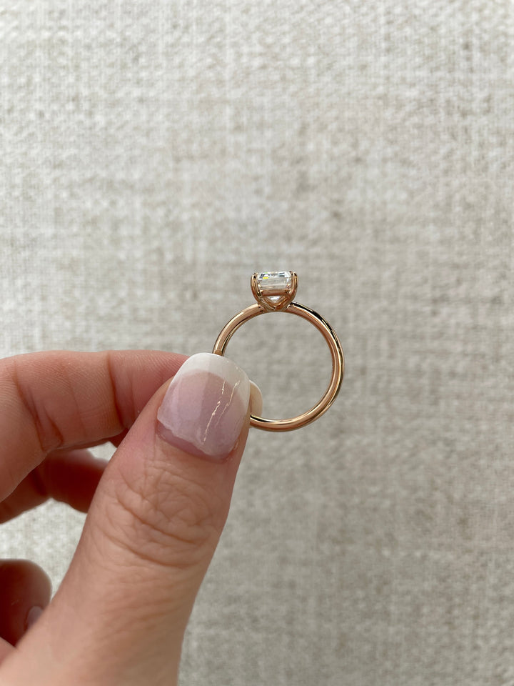 2.0-4.0 CT Emerald Cut Lab Grown Diamond Solitaire Engagement Ring