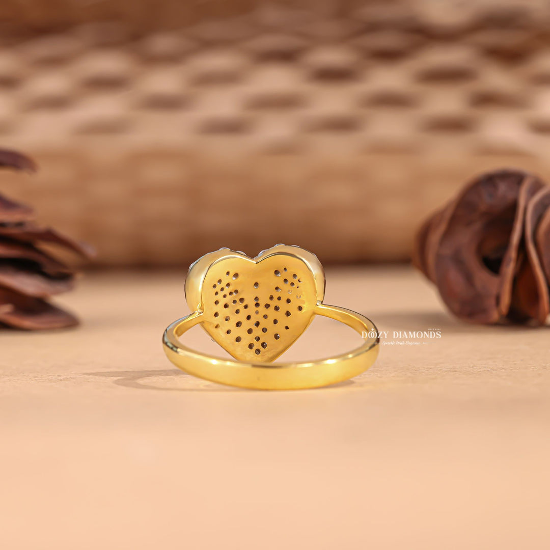 Heart sustainable engagement ring, Heart conflict-free engagement ring, Heart lab-grown engagement ring, Heart natural engagement ring, Heart certified engagement ring