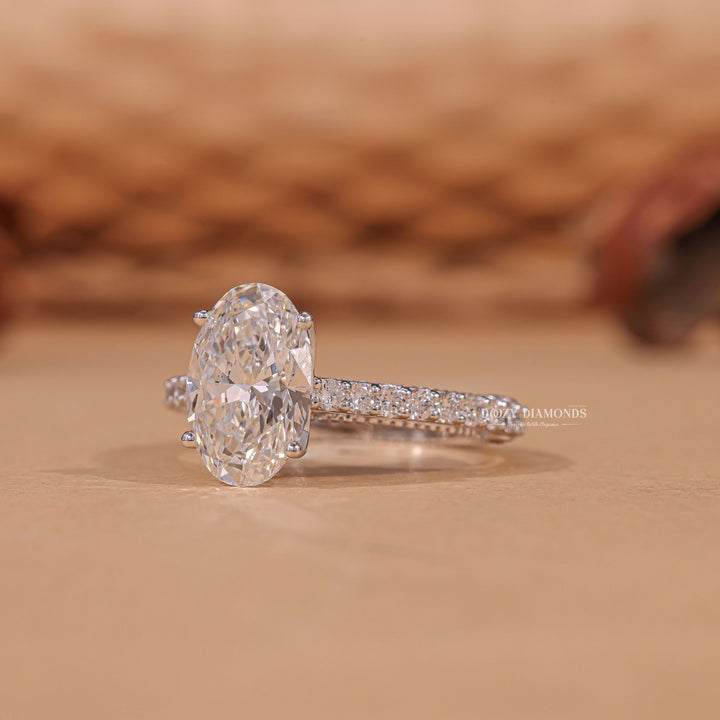 Elegant engagement ring, Whimsical engagement ring, Chic engagement ring, Glamorous engagement ring, Sophisticated engagement ring, Trendy engagement ring, Fashionable engagement ring, Versatile engagement ring, Ethical engagement ring, 