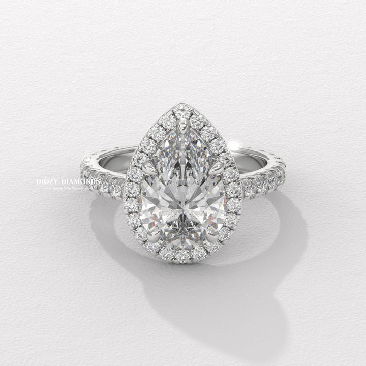 Unique engagement ring
Statement engagement ring
Bridal jewelry