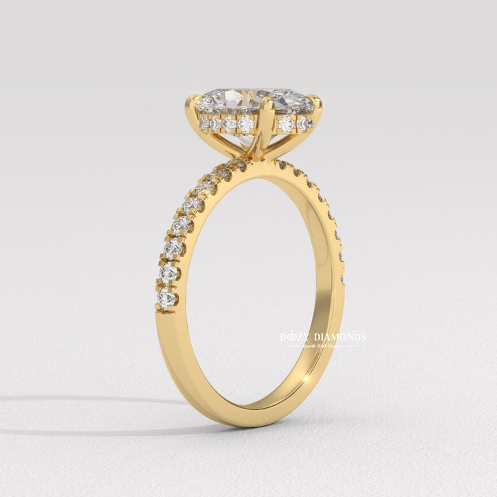 IGI Certified
Lab Grown Diamond
Oval Cut
Hidden Halo