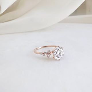 2-0-ct-round-shaped-moissanite-pave-setting-engagement-ring