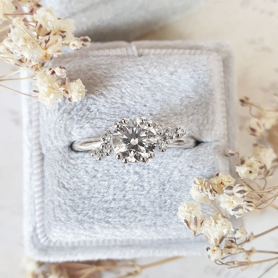 1-0-ct-round-cluster-style-d-vs1-lab-grown-diamond-engagement-ring