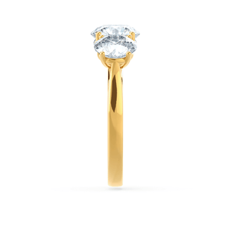 round-shaped-moissanite-three-stone-style-engagement-ring
