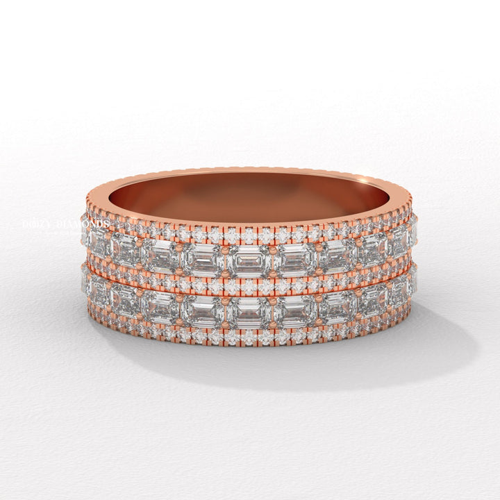 Custom lab diamond band
Luxury wedding jewelry
Dainty baguette band