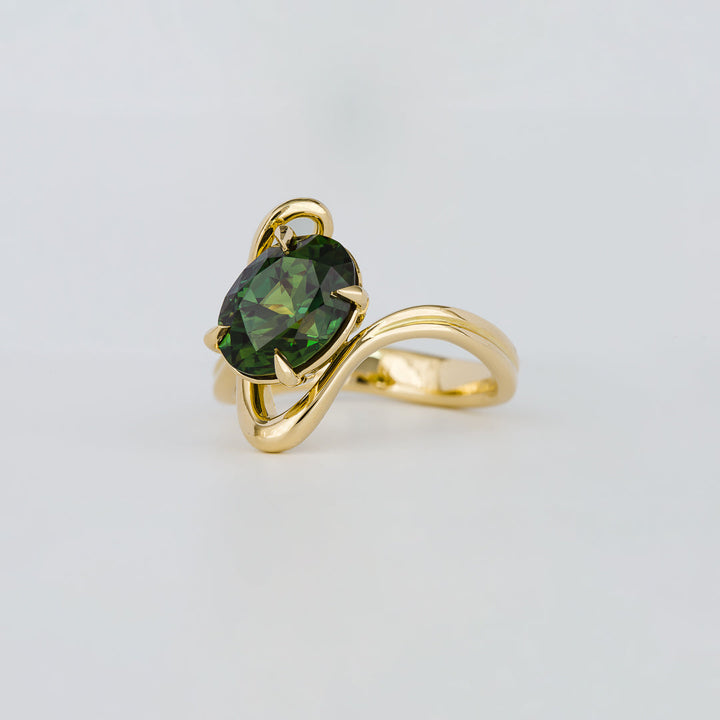 1.50CT-2.50CT Green Oval Lab Grown Unique Diamond Engagement Ring