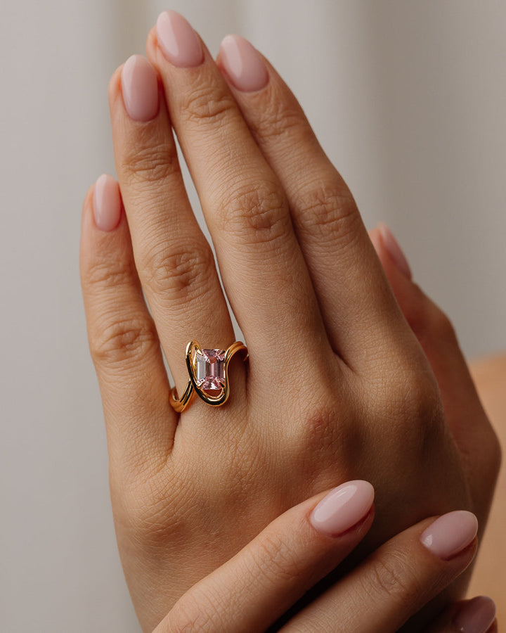 1.50CT-2.50CT Pink Emerald Unique Diamond Engagement Ring