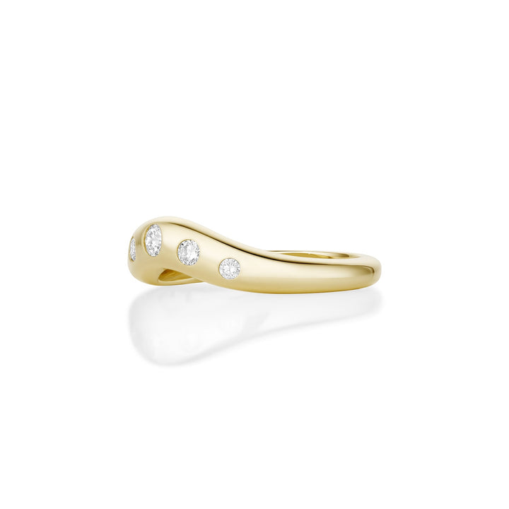 Round Diamond CVD EF/VVS Unique Dome Curved Wedding Band