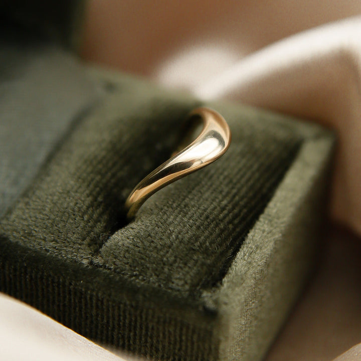 18K|14K Solid Gold Unique U Shape Plain Wave Wedding Band