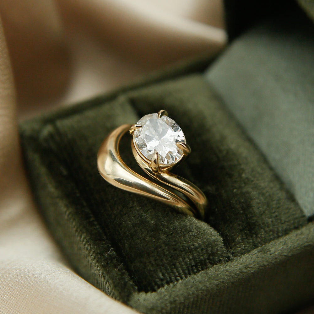 18K|14K Solid Gold Unique U Shape Plain Wave Wedding Band