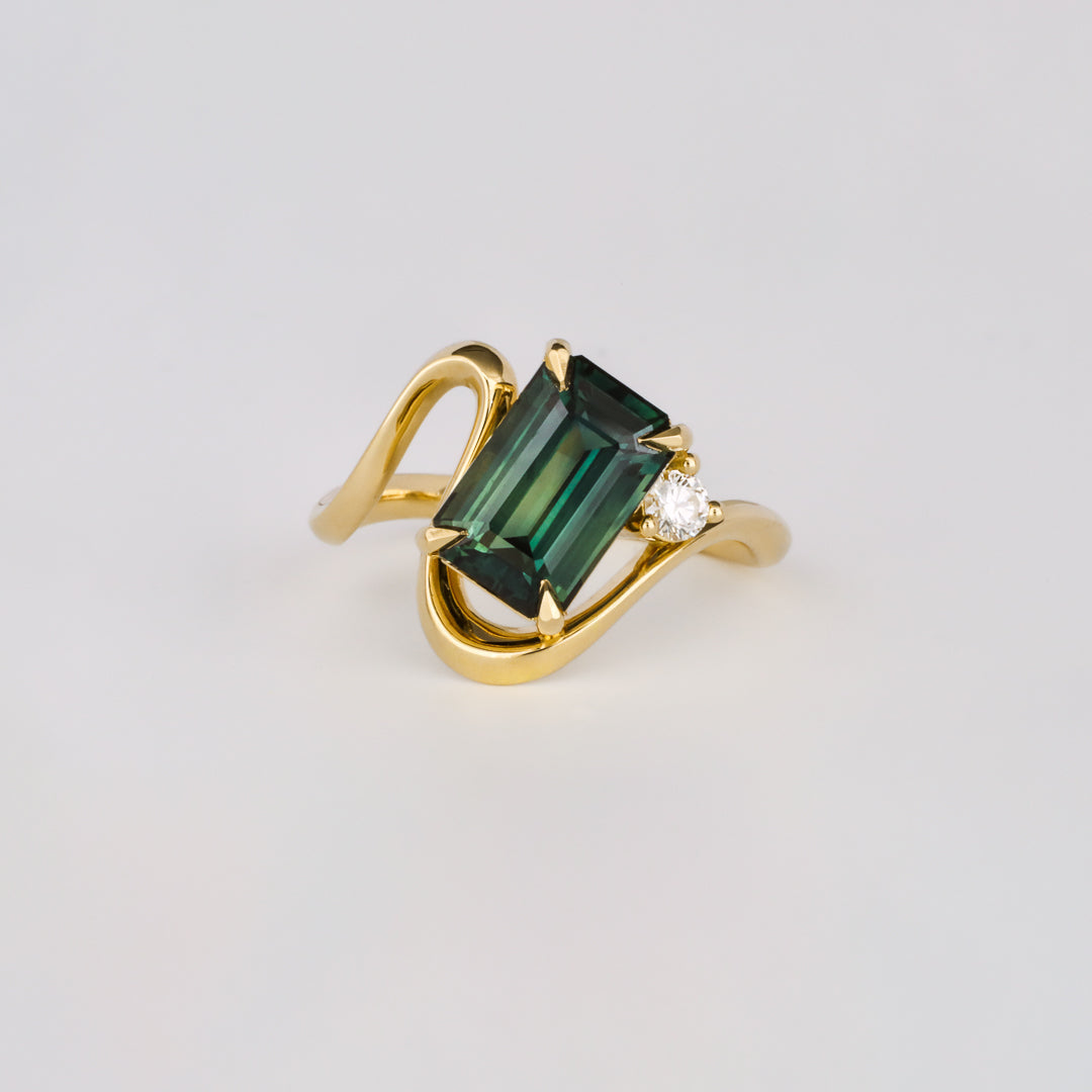 1.50CT-2.50CT Emerald Diamond Antique Engagement Ring