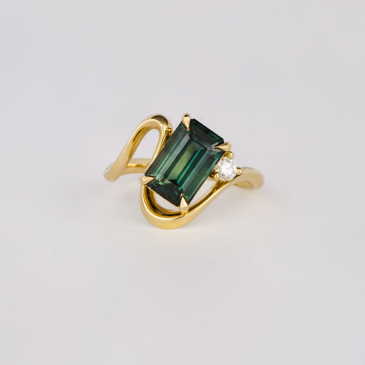 1.50CT-2.50CT Emerald Diamond Antique Engagement Ring