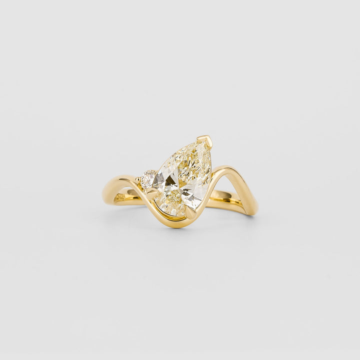 1.0CT-2.0CT Yellow Pear CVD Diamond Unique Engagement Ring