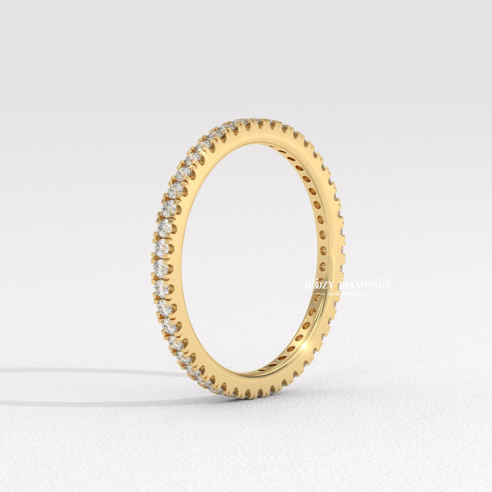 Round cut diamond band
Micro pave eternity band
Lab created diamond band