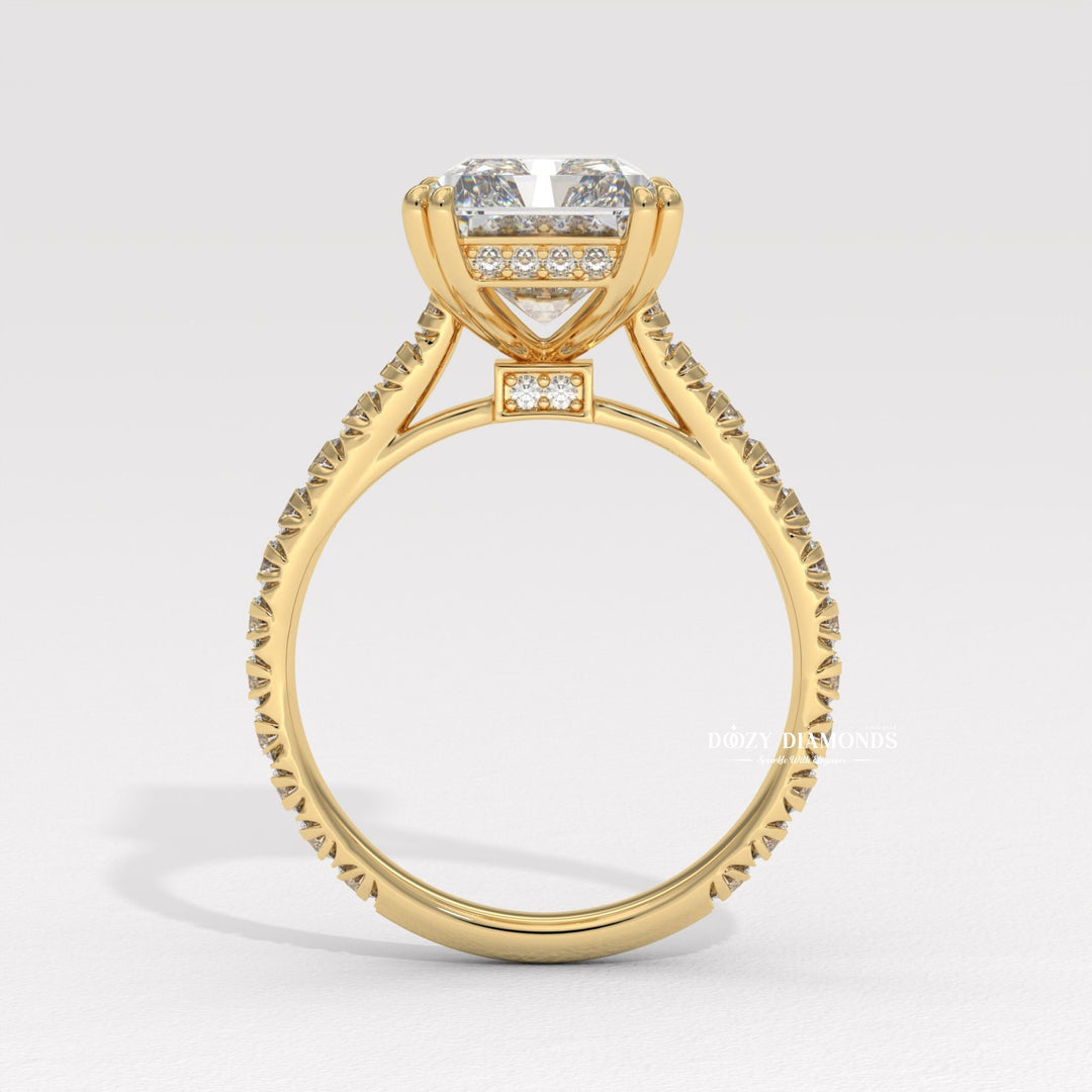 Bezel set radiant lab diamond
Modern radiant cut ring design
Radiant cut three stone ring