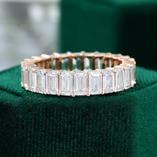 emerald-moissanite-full-eternity-wedding-band