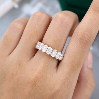 oval-moissanite-full-eternity-wedding-band