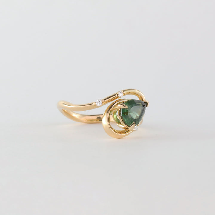 1.50CT-2.50CT Green Pear Cut Antique Lab Grown Diamond Engagement Ring