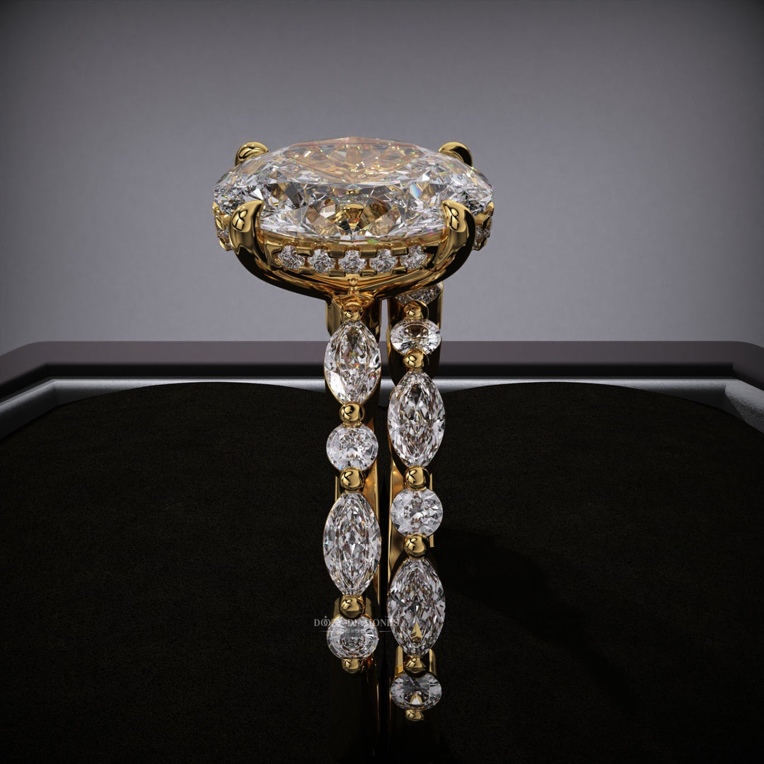 Hidden Halo Oval Ring
Vintage Inspired Pavé
Conflict Free Diamond
Elongated Oval Diamond
