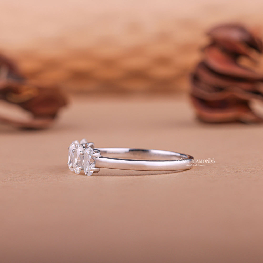 Oval diamond bridal band, Oval diamond band ring, Oval diamond promise band, Oval diamond band gold, Oval diamond band white gold, Oval diamond band rose gold, Oval diamond band yellow gold, 