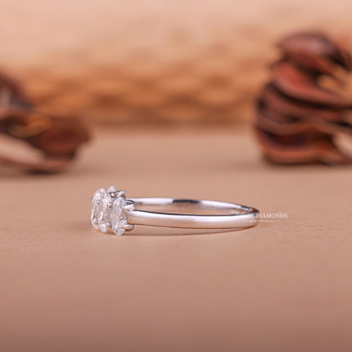 Oval diamond bridal band, Oval diamond band ring, Oval diamond promise band, Oval diamond band gold, Oval diamond band white gold, Oval diamond band rose gold, Oval diamond band yellow gold, 