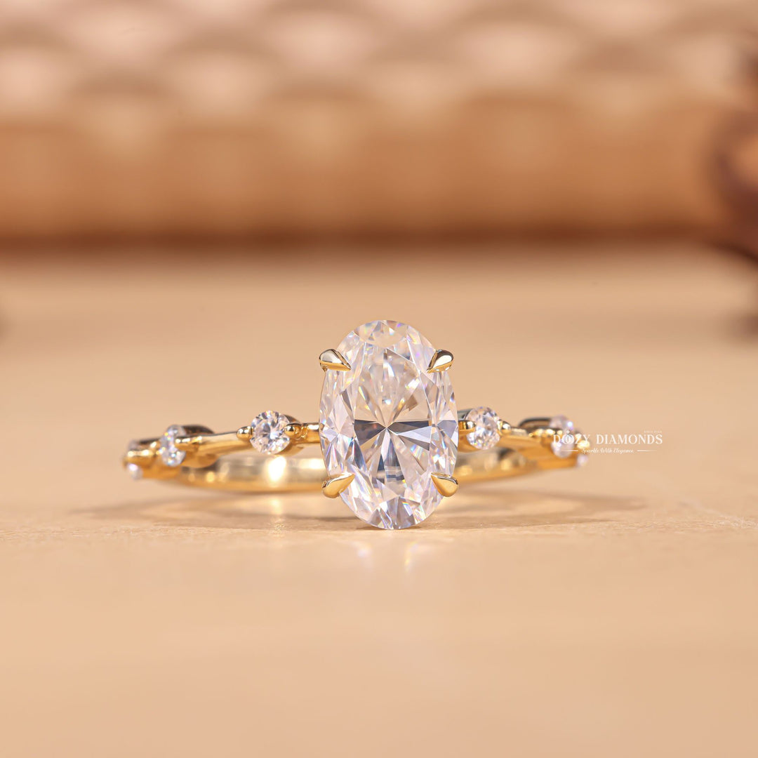 Oval vintage diamond engagement ring, Oval antique diamond engagement ring, Oval modern diamond engagement ring, Oval traditional diamond engagement ring, Oval brilliant cut diamond engagement ring, Oval ideal cut diamond 