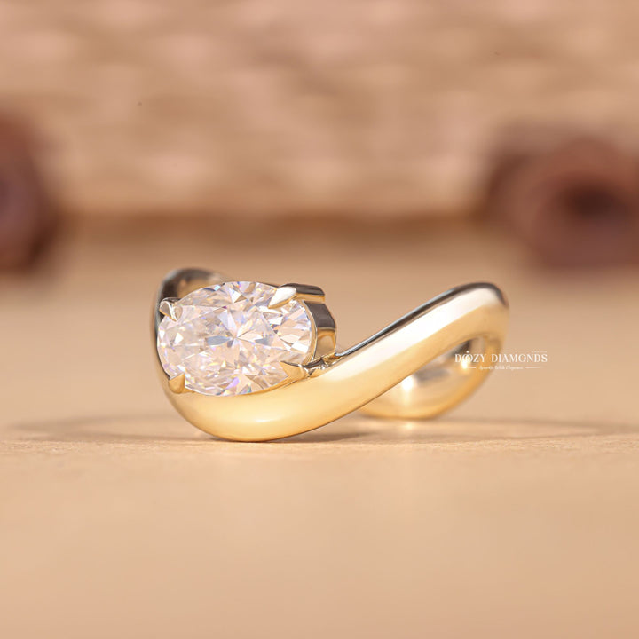 Oval fashionable engagement ring, Oval ethical engagement ring, Oval sustainable engagement ring, Oval conflict-free engagement ring, Oval certified engagement ring