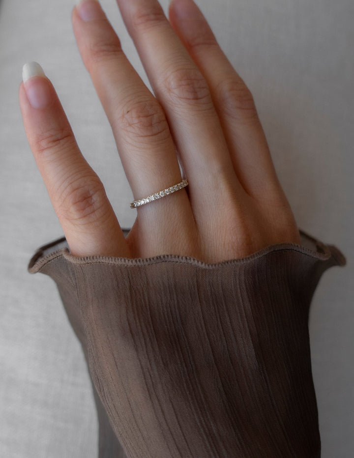 Round Diamond CVD EF/VVS Half Eternity Wedding Band