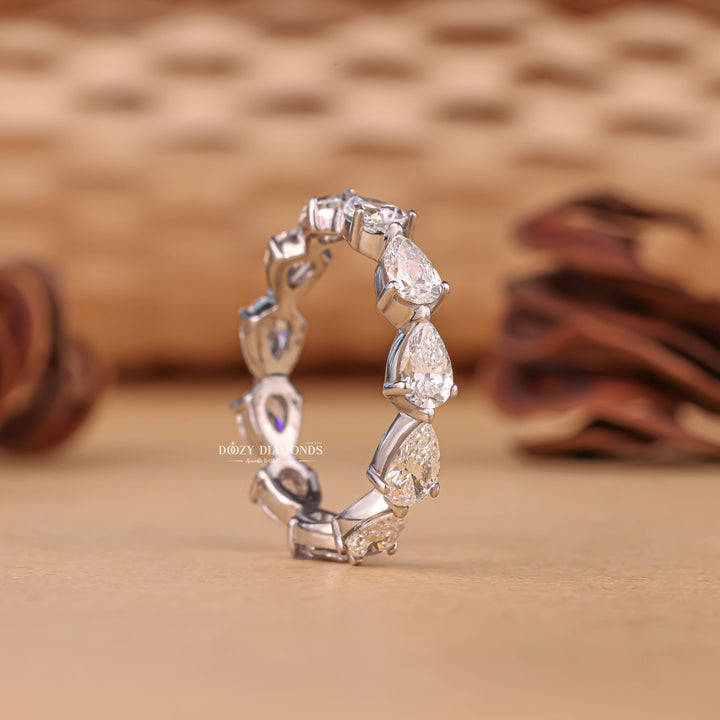 Pear diamond band for women, Pear diamond band for couples, Pear diamond band vintage, Pear diamond band antique, Pear diamond band pave, Pear diamond band channel set, 