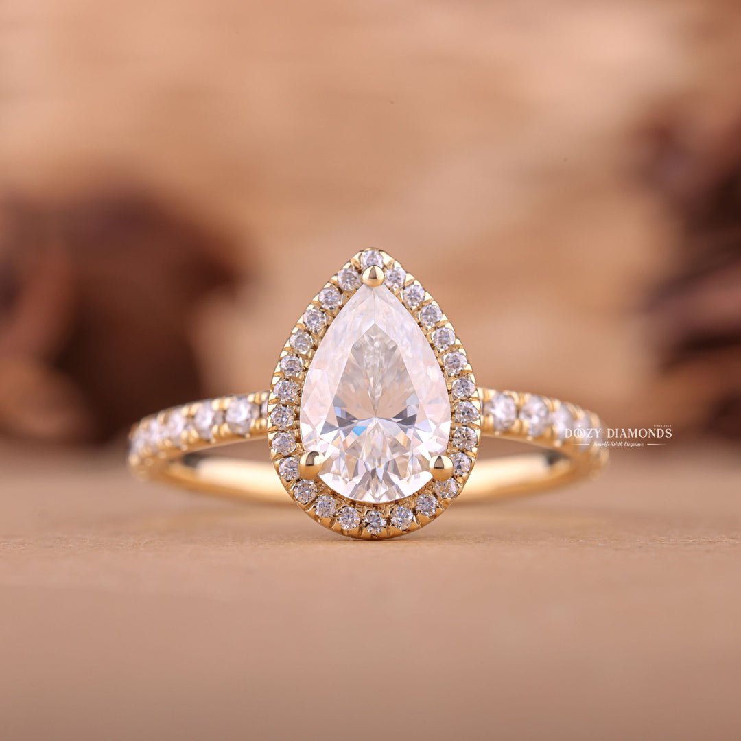 Pear elegant diamond ring, Pear whimsical diamond ring, Pear glamorous diamond ring, Pear sophisticated diamond ring, Pear trendy diamond ring, Pear fashionable diamond ring,