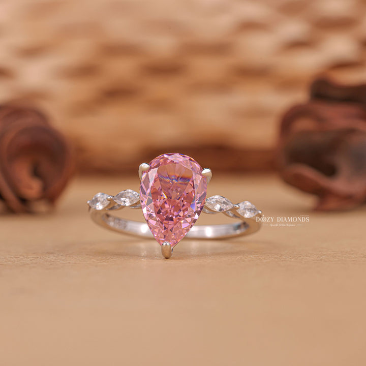 Pear versatile diamond ring, Pear ethical diamond ring, Pear sustainable diamond ring, Pear conflict-free diamond ring, Pear lab-grown diamond ring, 