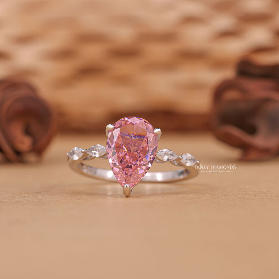 Pear versatile diamond ring, Pear ethical diamond ring, Pear sustainable diamond ring, Pear conflict-free diamond ring, Pear lab-grown diamond ring, 
