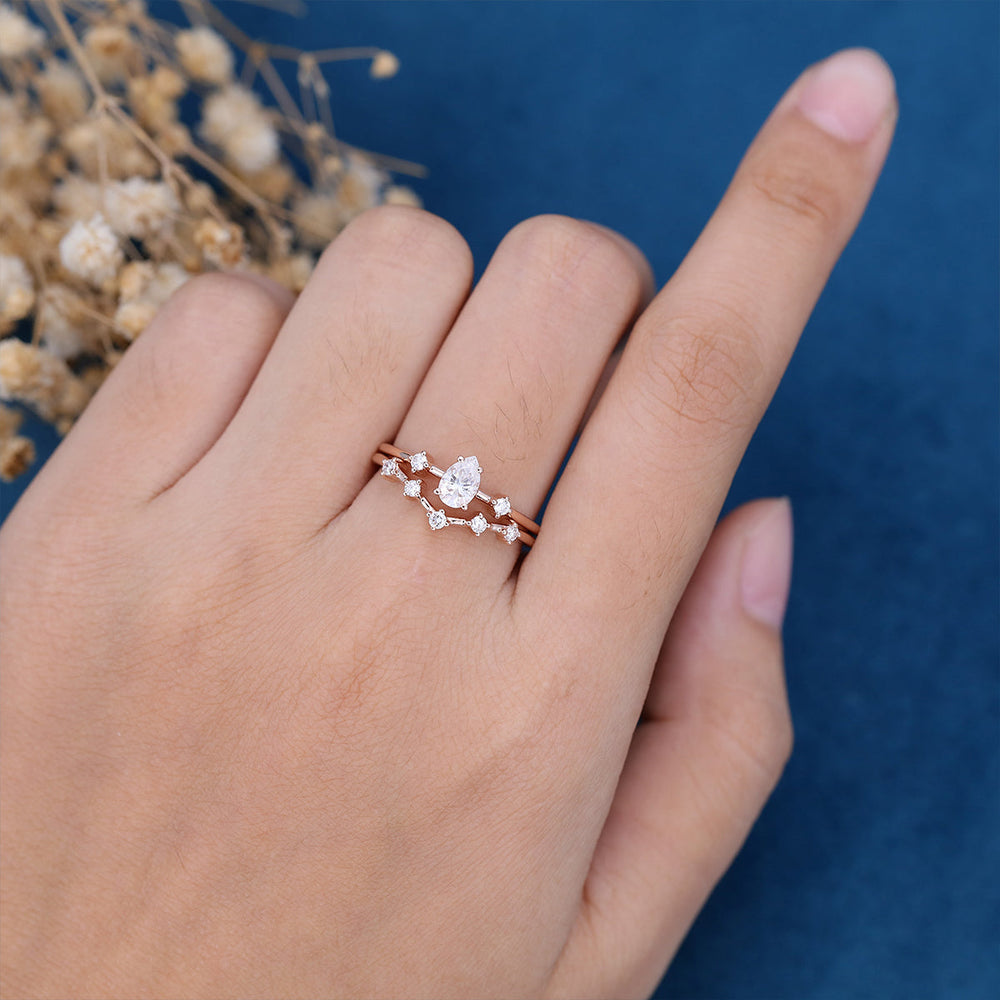 pear-shaped-moissanite-solitaire-bridal-set