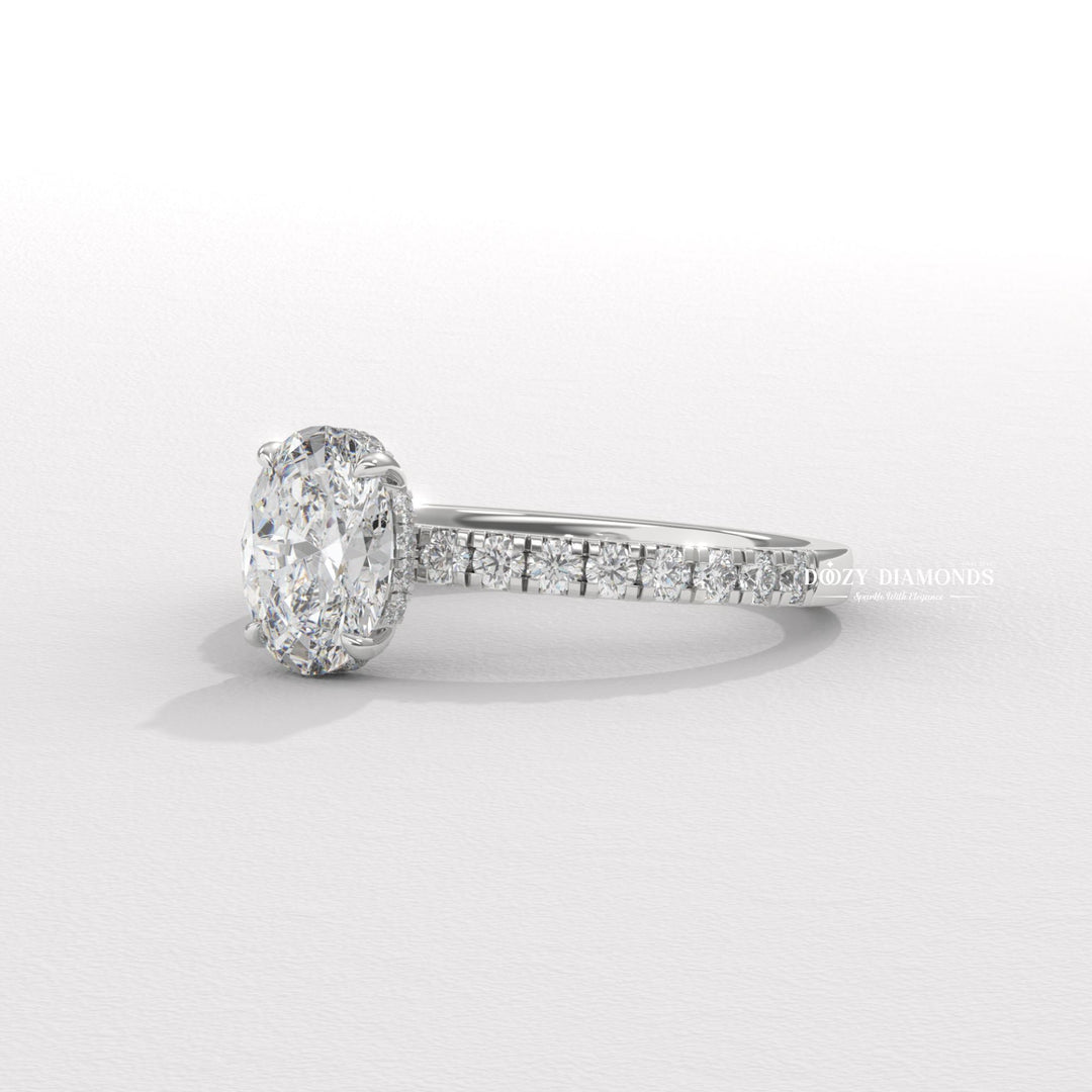 18k yellow gold hidden halo
Platinum oval hidden halo ring
Rose gold oval diamond ring