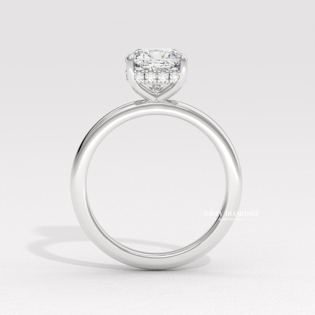 Wedding ring
Anniversary gift for her
Proposal ring
Timeless engagement ring
Classic cushion cut