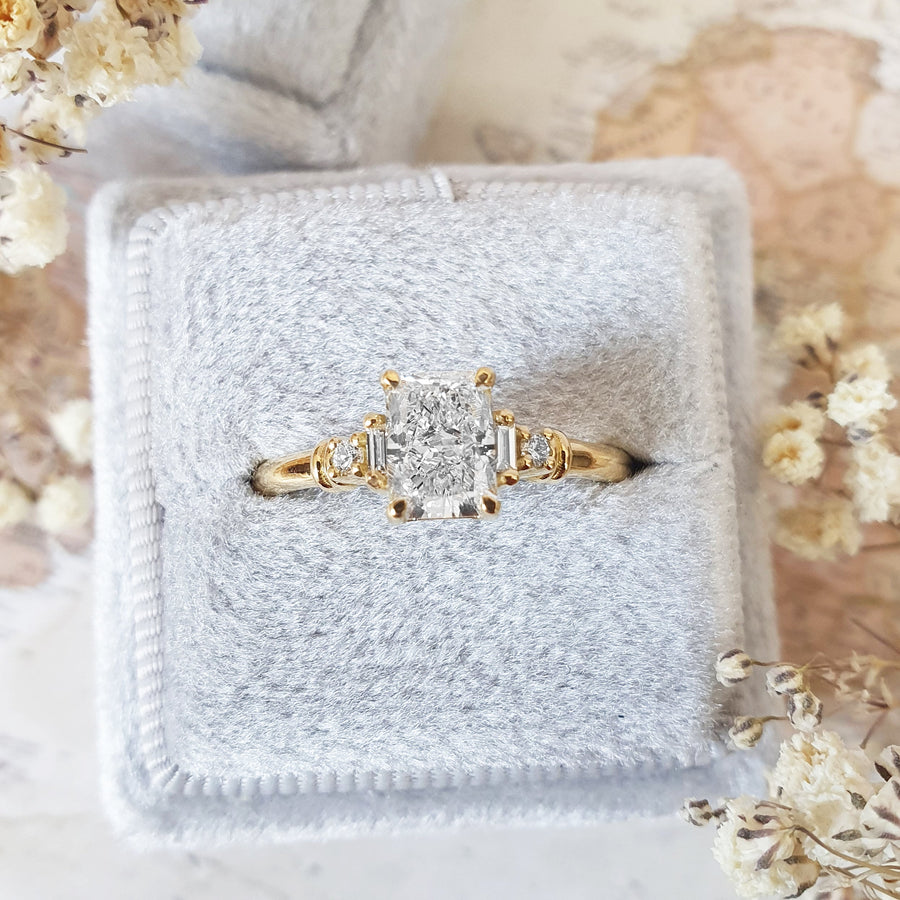 1-0-ct-radiant-cut-five-stone-d-vs1-lab-grown-diamond-engagement-ring