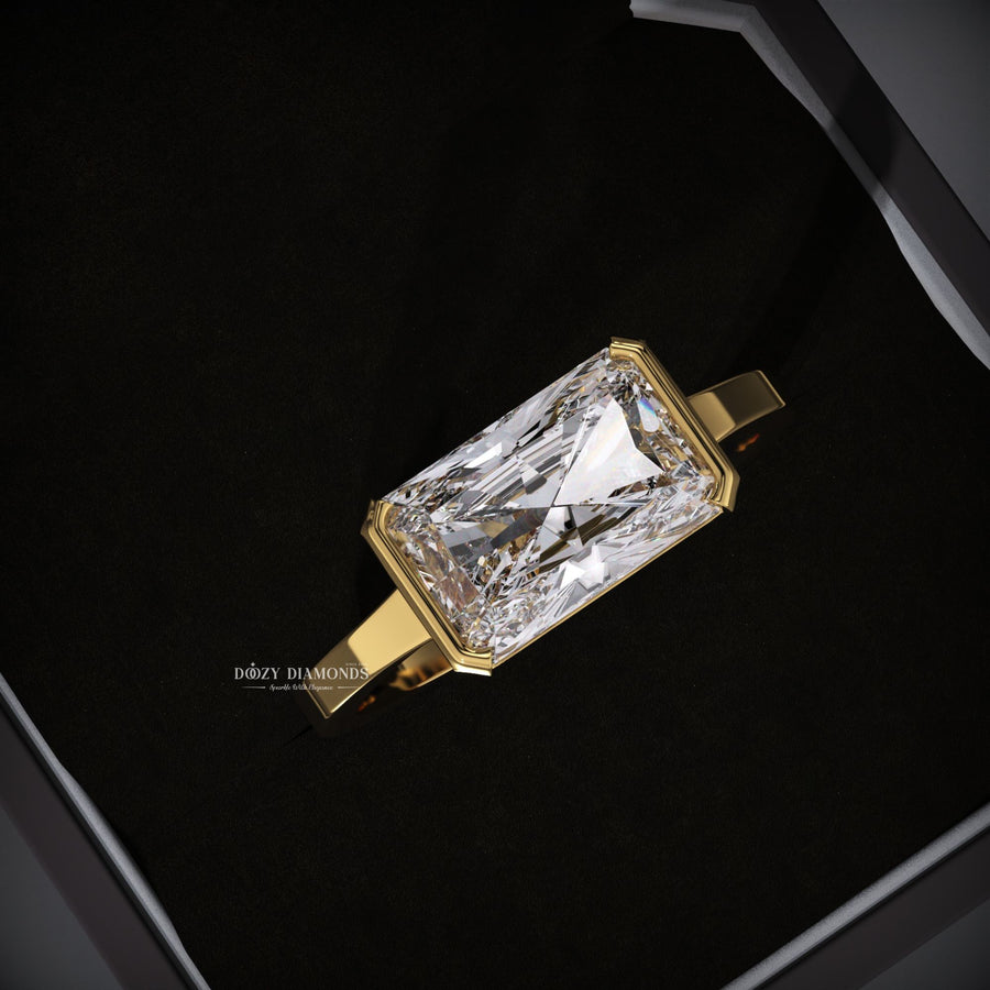 East West Radiant
Radiant Lab Diamond
14k Yellow Gold Ring
Radiant Cut Engagement Ring
