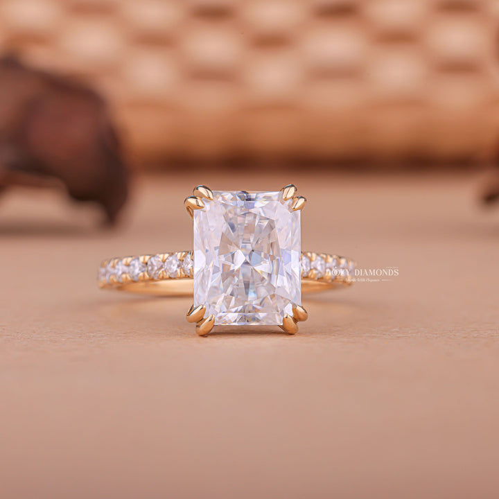 Radiant antique diamond engagement ring, Radiant modern diamond engagement ring, Radiant traditional diamond engagement ring, Radiant princess cut diamond engagement ring, 