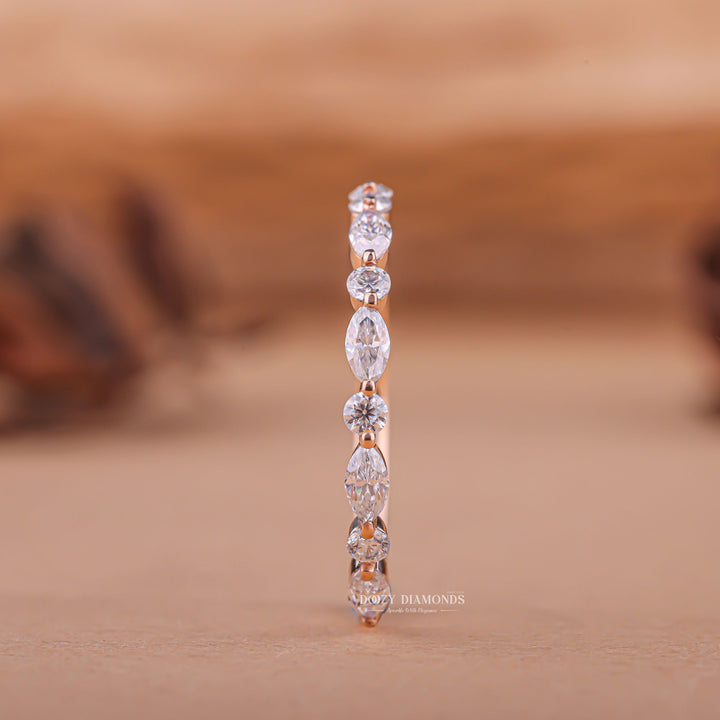 Elegant diamond wedding band, Sparkling diamond wedding band, Dazzling diamond wedding band, Radiant diamond wedding band, Glamorous diamond wedding band